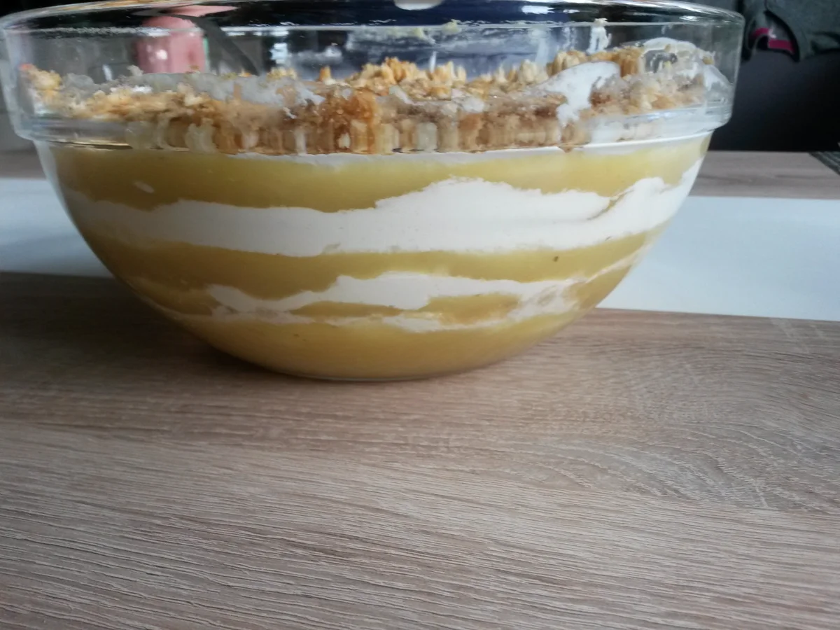 Apfelmus-Sahne-Zwieback Nachtisch - Rezept - Bild Nr. 356