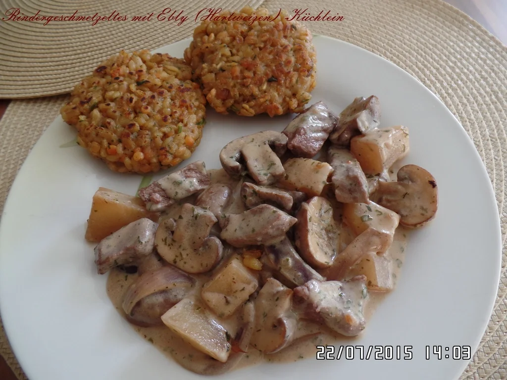 Rezept: Rindergeschnetzeltes mit Elby(Hartweizen)-Küchlein Bild Nr. 359 Rindergeschnetzeltes mit Elby(Hartweizen)-Küchlein - Rezept - Bild Nr. 359