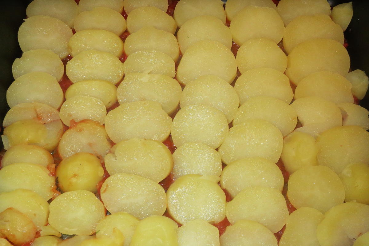 Auflauf: Kartoffeln mit scharfem Tomatensugo - Rezept - Bild Nr. 364