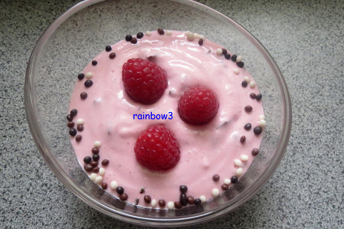 Dessert: Stracciatella- Himbeer-Creme - Rezept - Bild Nr. 363