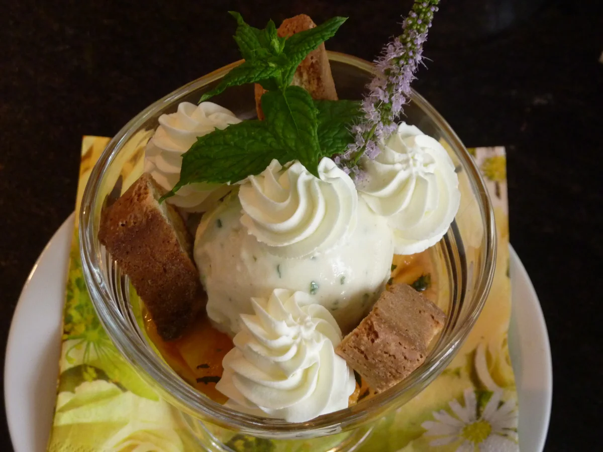 Verveine Glace mit marinierte Pfirsich. - Rezept - Bild Nr. 362