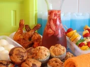 Lunchbox-Rezepte: Pizza- und Marmormuffins, Hähnchenschenkel und kalter Erdbeertee - Rezept - Bild Nr. 361