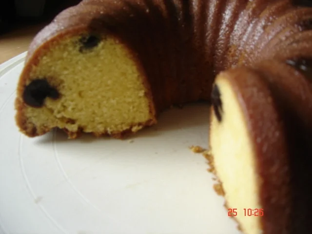 Rezept: Amarena-Kirsch-Gugelhupf Bild Nr. 373 Amarena-Kirsch-Gugelhupf - Rezept - Bild Nr. 373