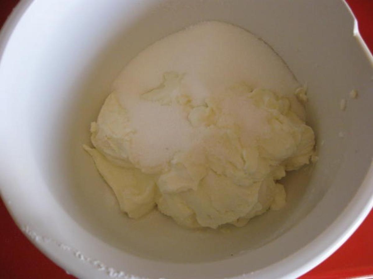 Käsekuchen mit Zuckeraprikosen - schnell &amp; einfach - von manschie