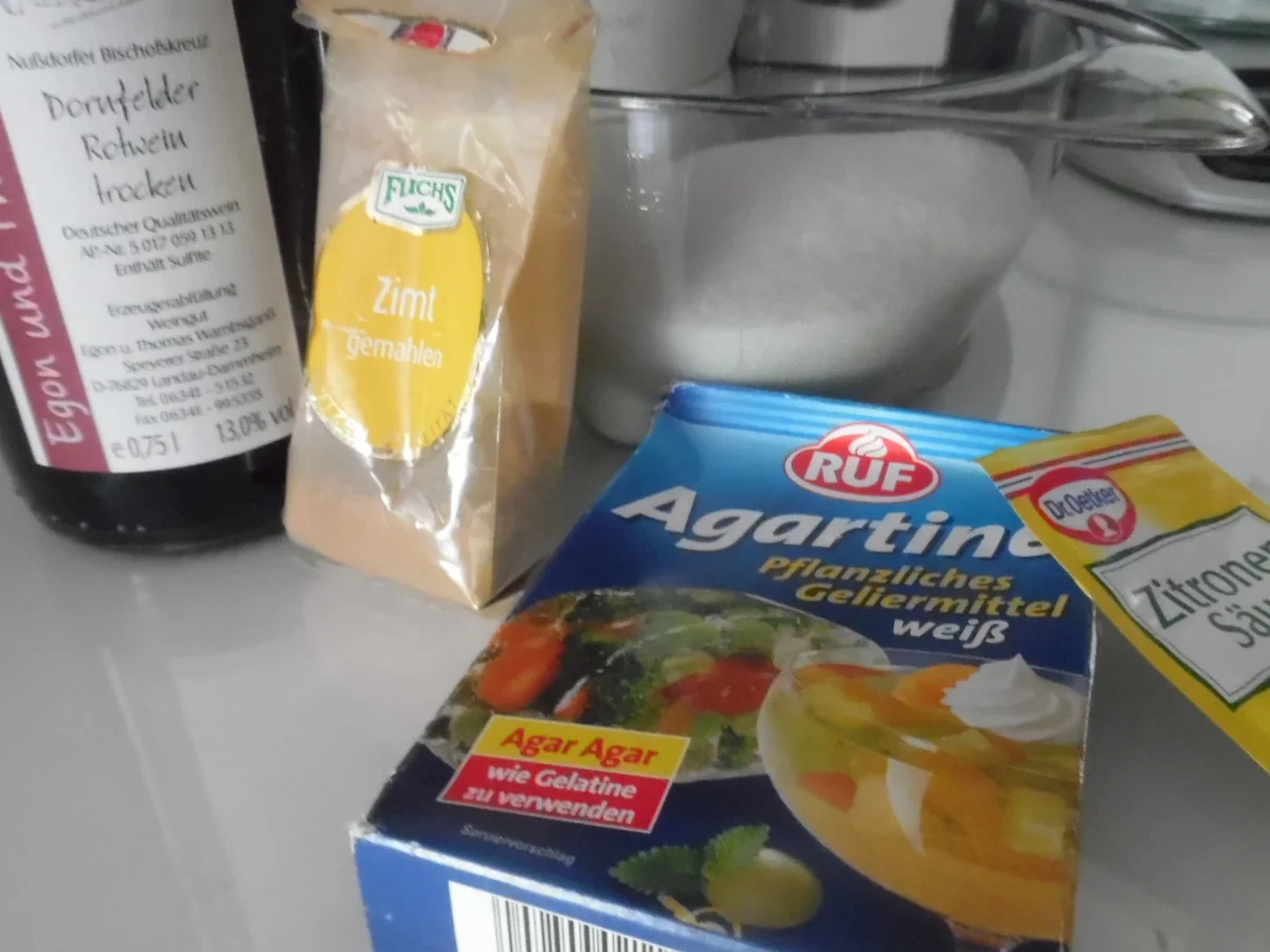 Rezept: Dornfelder-Zwetschgen-Marmelade Bild Nr. 394 Dornfelder-Zwetschgen-Marmelade - Rezept - Bild Nr. 394