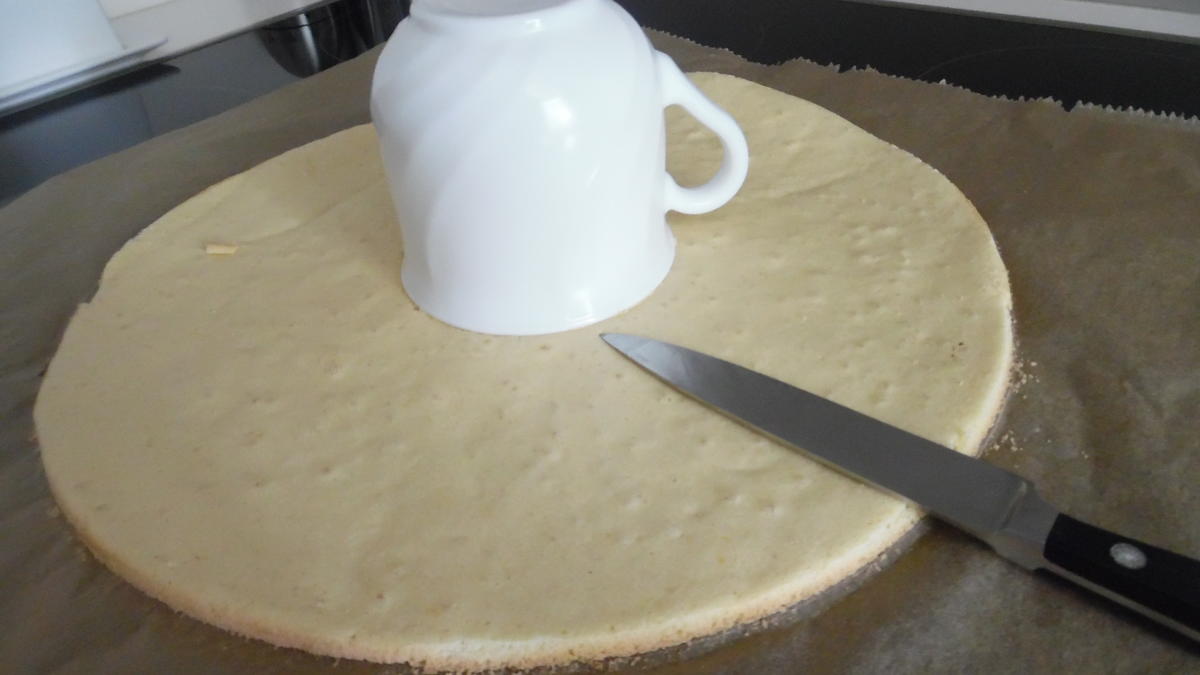 Preiselbeer-Schicht-Torte - Rezept - Bild Nr. 399