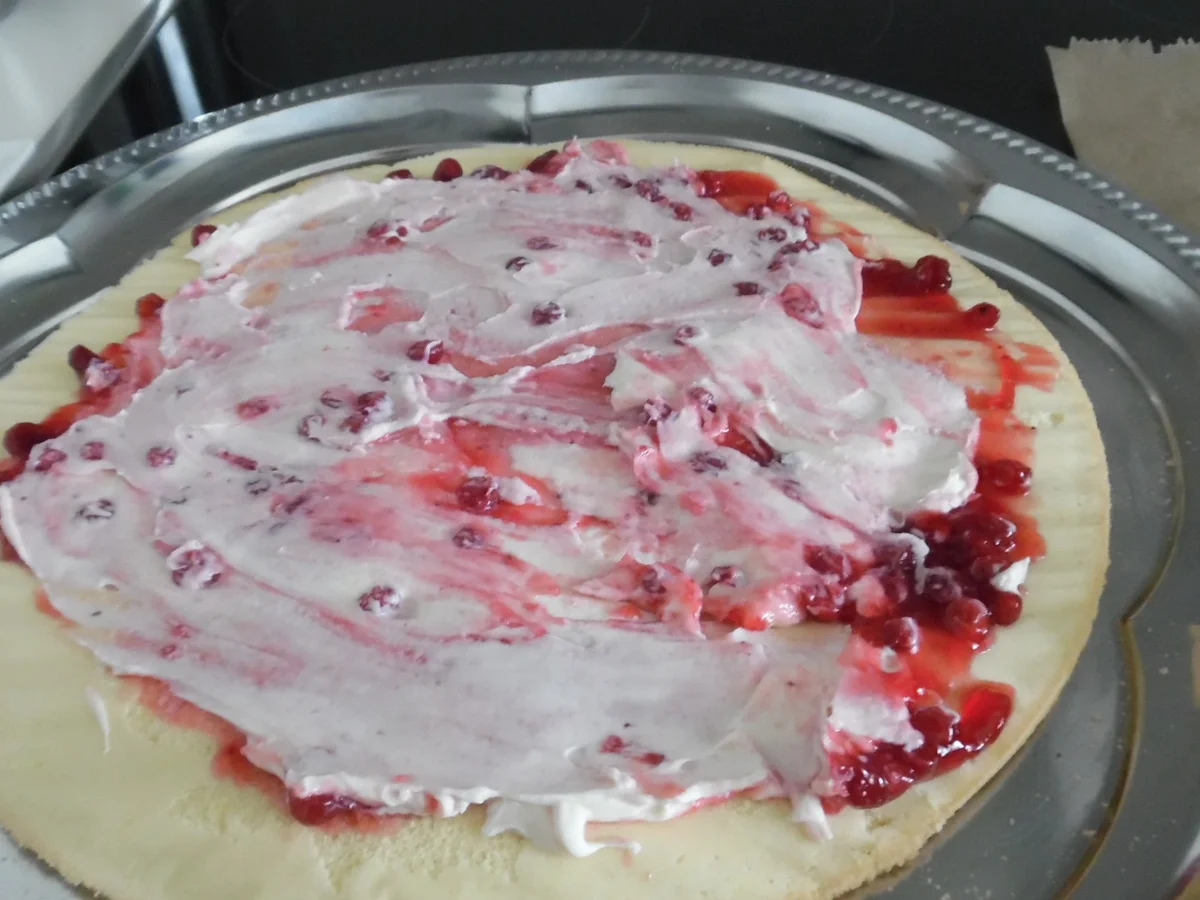 Preiselbeer-Schicht-Torte - Rezept - Bild Nr. 409
