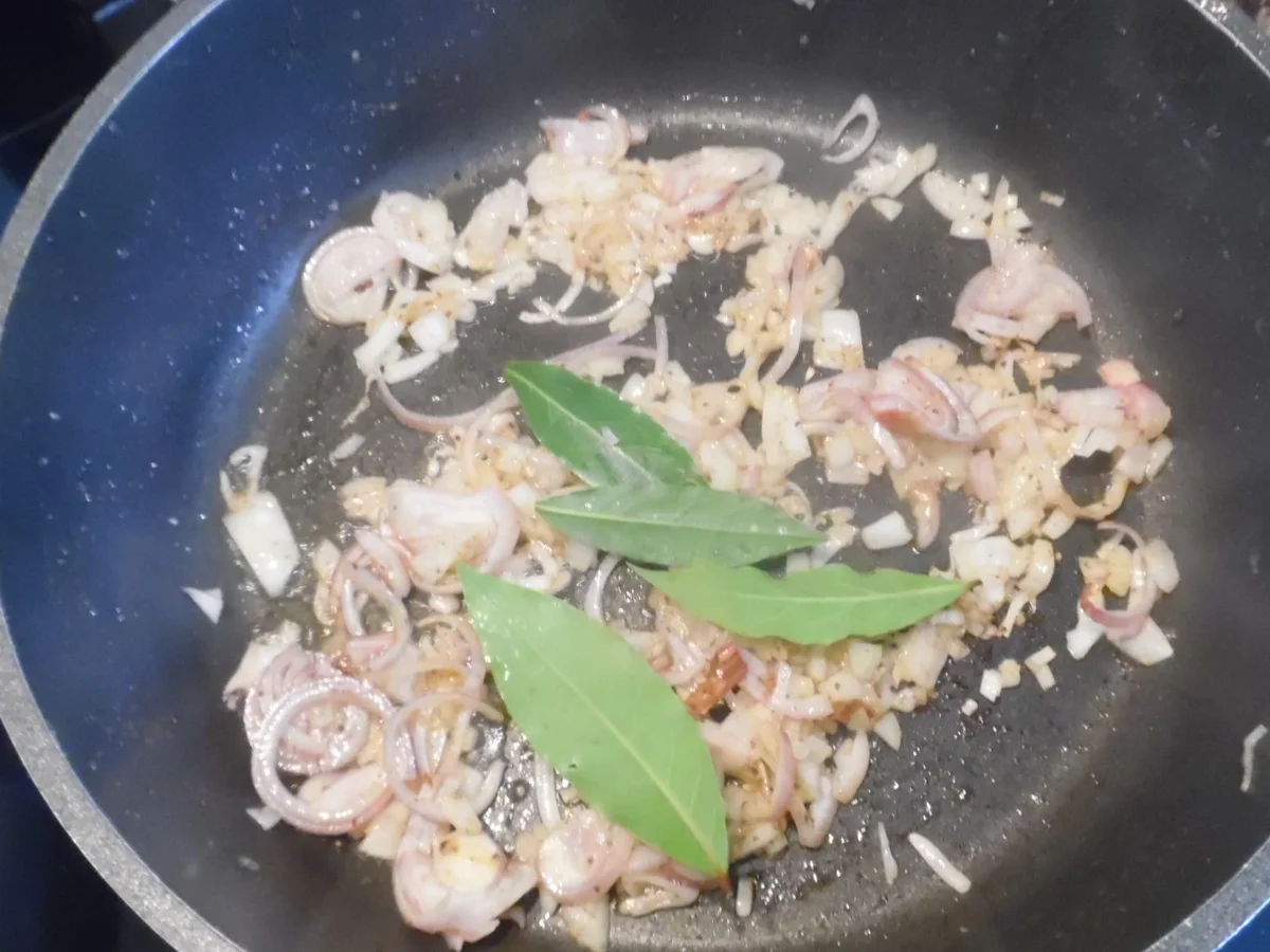 Rezept: Saure Kalbsnieren mit Kartoffelstampf Bild Nr. 447 Saure Kalbsnieren mit Kartoffelstampf - Rezept - Bild Nr. 447