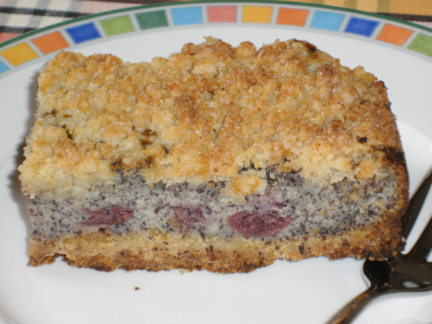 Kirschkuchen mit Mohnguss und Marzipanstreusel - Rezept - kochbar.de