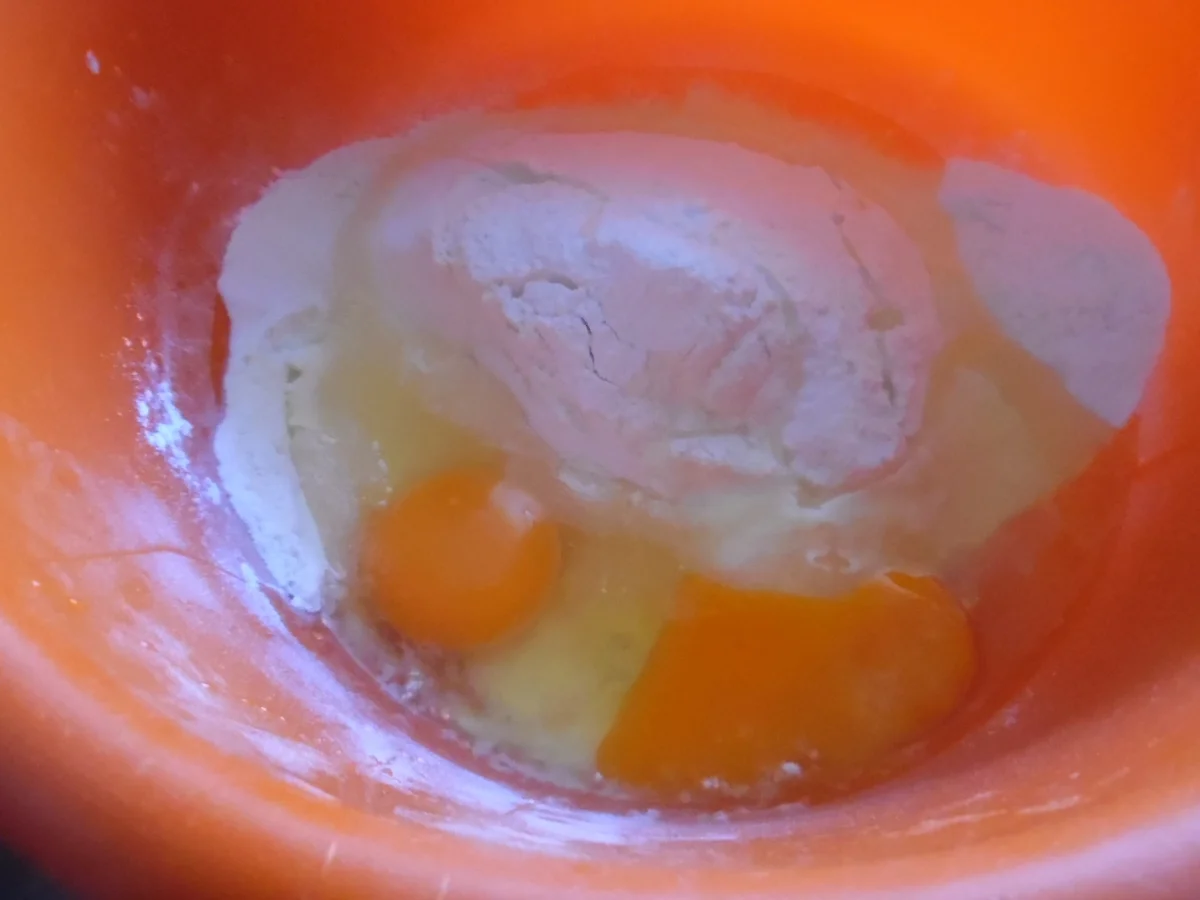 Rezept: Tortellinis mit Pilzfüllung auf Tomaten-Mango-Sugo Bild Nr. 460 Tortellinis mit Pilzfüllung auf Tomaten-Mango-Sugo - Rezept - Bild Nr. 460