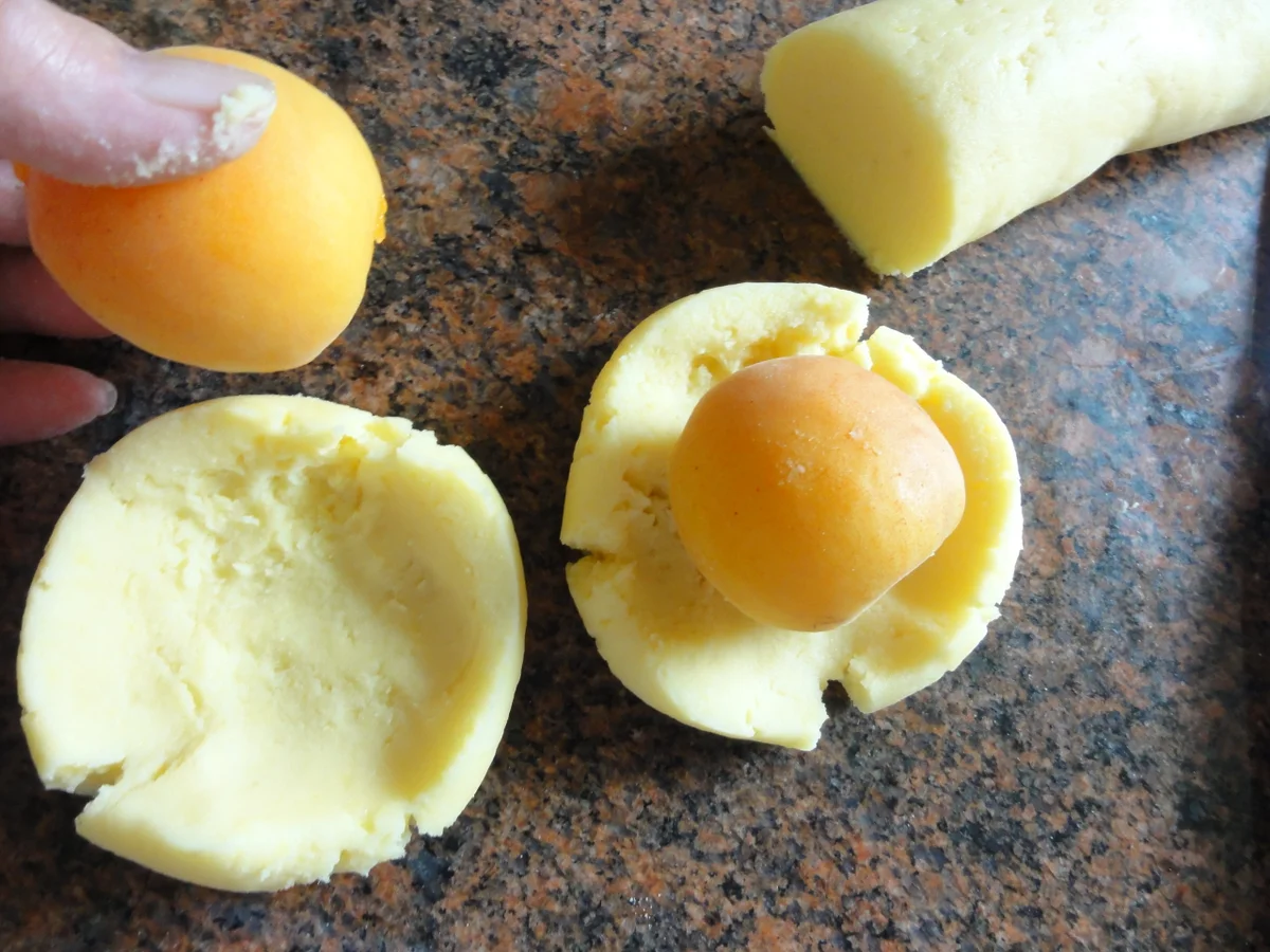 Dessert:   MARILLENKNÖDEL - Rezept - Bild Nr. 514