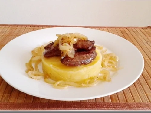 Gebratene Rinderleber auf   Kartoffel-Türmchen - Rezept - Bild Nr. 1694