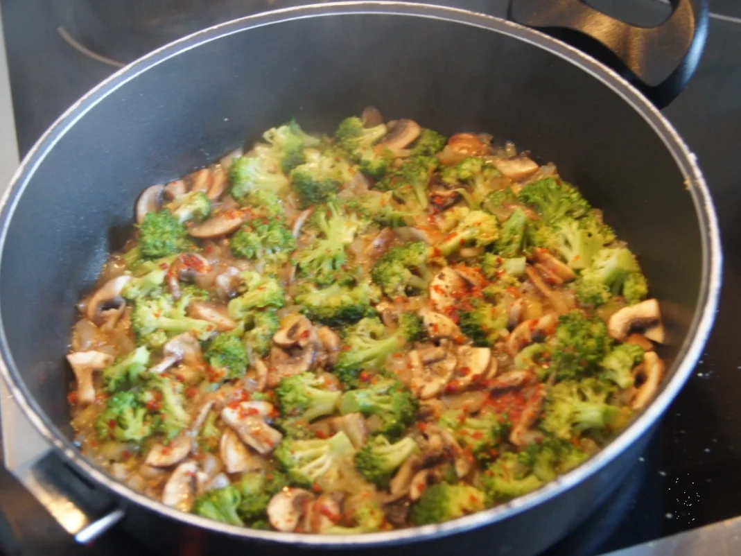 Brokkoli-Champignon-Omelett - Rezept - Bild Nr. 540