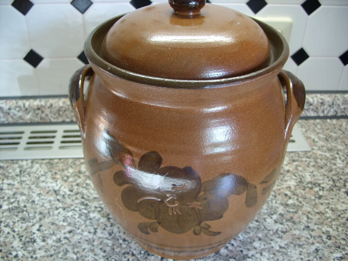 Rezept: Likör: Schwarze Johanna (Cassis) Bild Nr. 546 Likör: Schwarze Johanna (Cassis) - Rezept - Bild Nr. 546