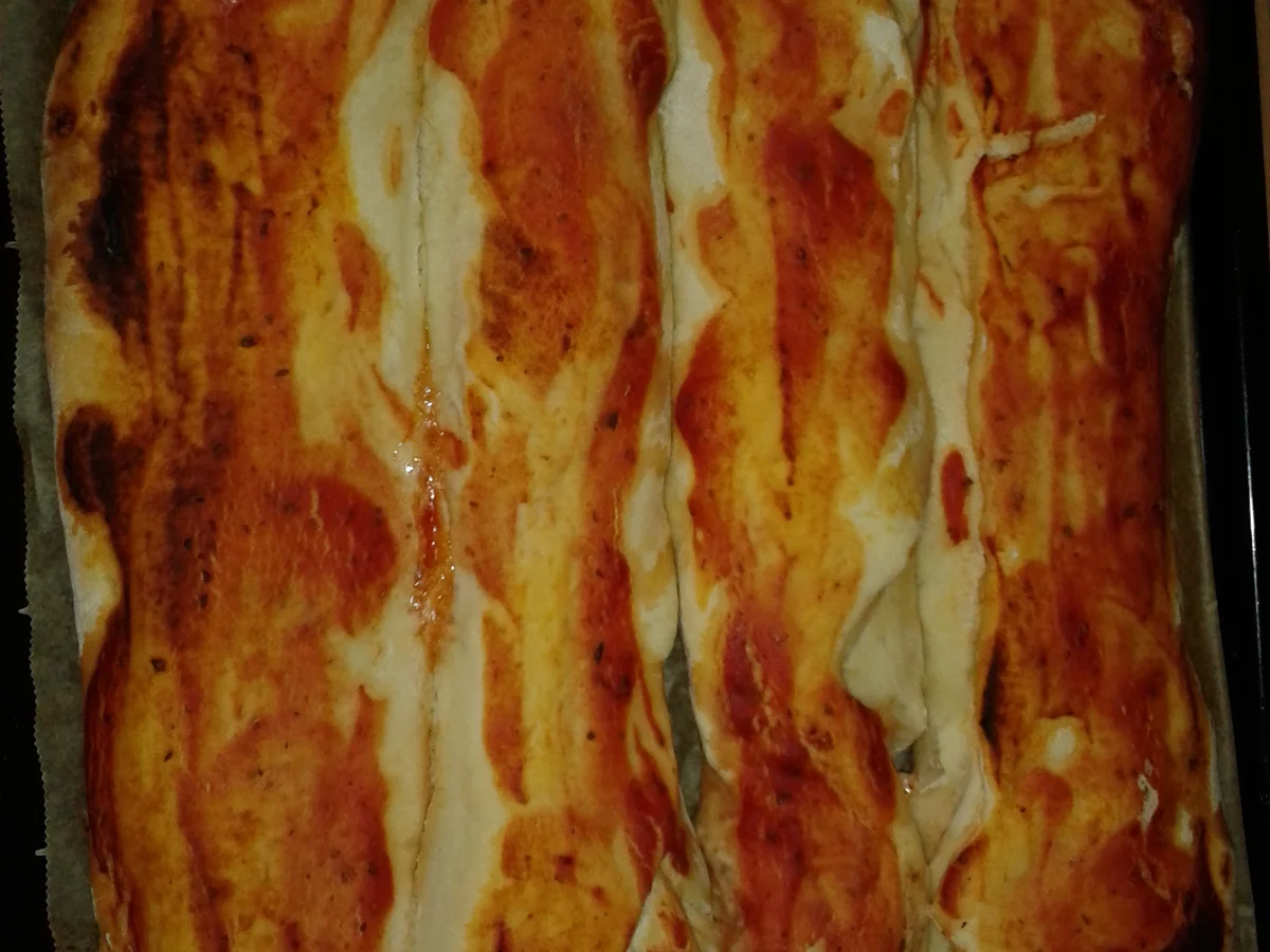 gefüllte Pizzabrötchen (Schnecken) schnell und lecker ;-) - Rezept - Bild Nr. 568