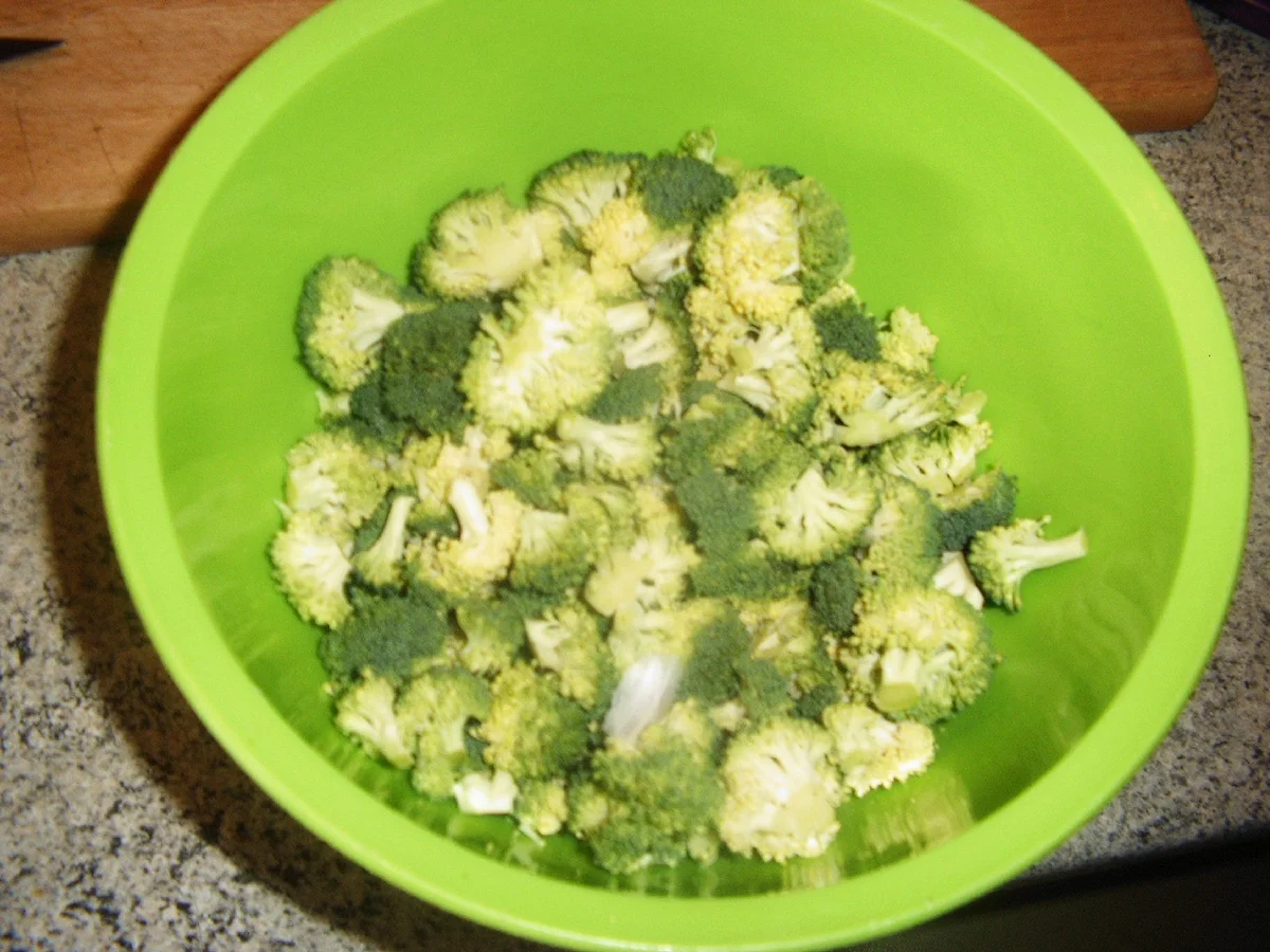 Rezept: Lachs-Brokkoli-Pfanne Bild Nr. 580 Lachs-Brokkoli-Pfanne - Rezept - Bild Nr. 580