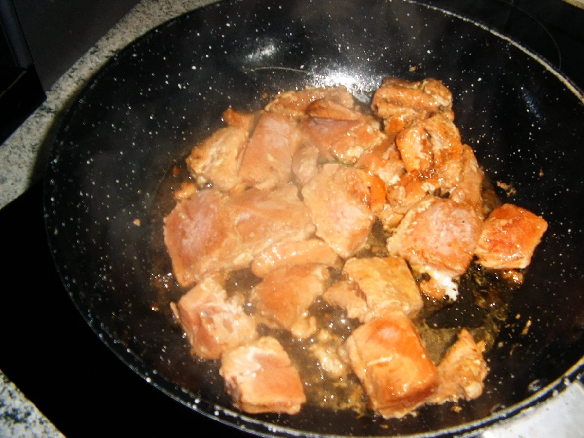 Rezept: Lachs-Brokkoli-Pfanne Bild Nr. 585 Lachs-Brokkoli-Pfanne - Rezept - Bild Nr. 585