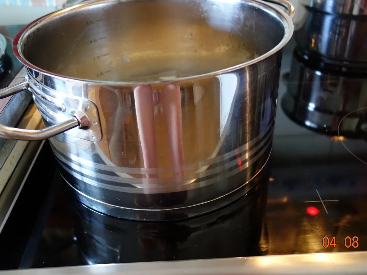 Rezept: Rinderschleppsuppe nach Waltl`s Art und Weise Bild Nr. 580 Rinderschleppsuppe nach Waltl`s Art und Weise - Rezept - Bild Nr. 580