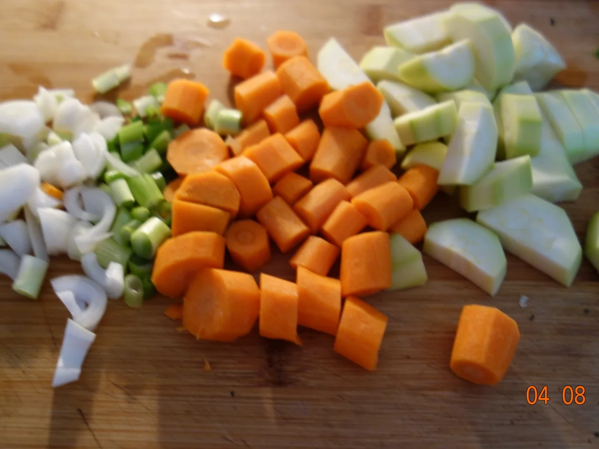 Rezept: Rinderschleppsuppe nach Waltl`s Art und Weise Bild Nr. 582 Rinderschleppsuppe nach Waltl`s Art und Weise - Rezept - Bild Nr. 582