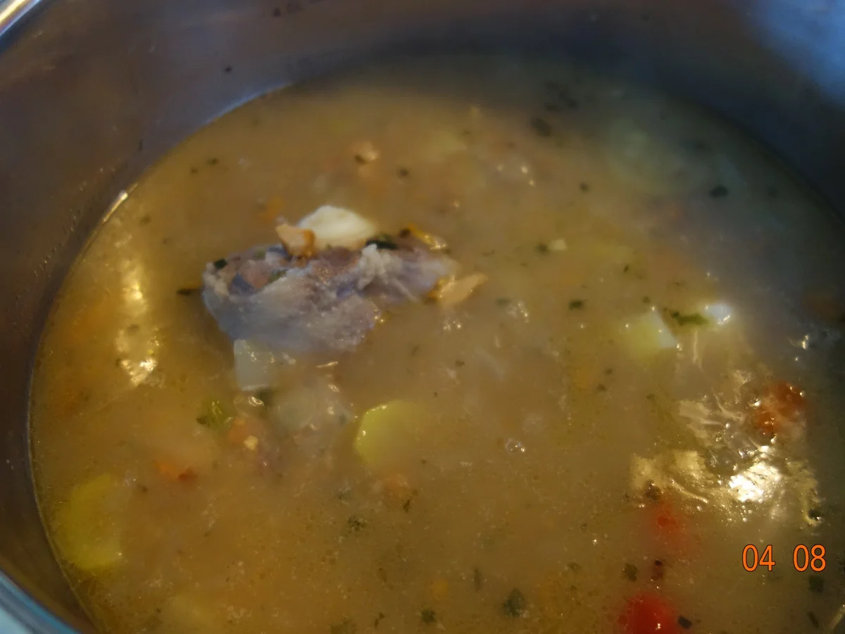 Rezept: Rinderschleppsuppe nach Waltl`s Art und Weise Bild Nr. 587 Rinderschleppsuppe nach Waltl`s Art und Weise - Rezept - Bild Nr. 587