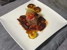 Kalbsfiletmedaillons an Rotweinjus mit Tomaten-Tatar und gebratener Rosmarinpolenta - Rezept - Bild Nr. 586