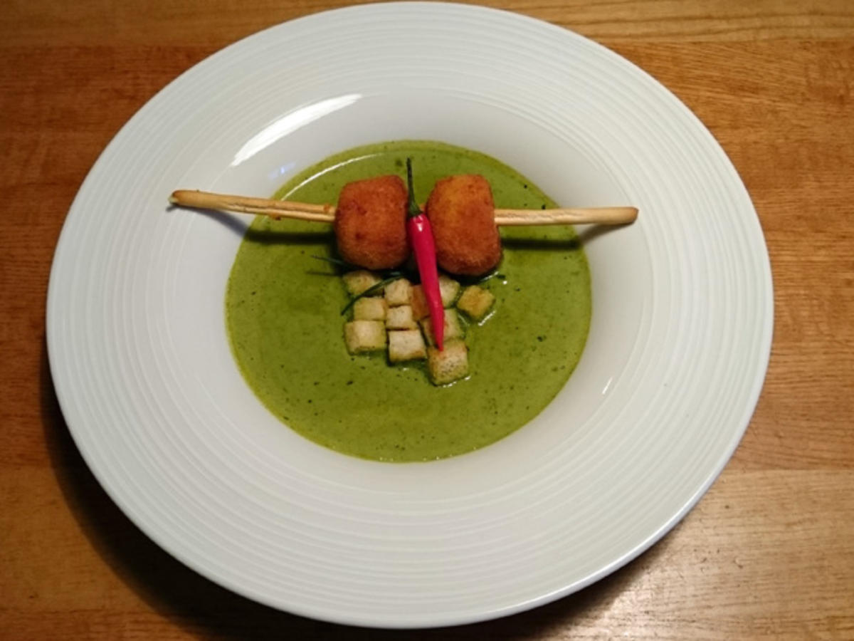 Kräutersuppe mit Chili-Croutons dazu Risottobällchen - von Das perfekte ...