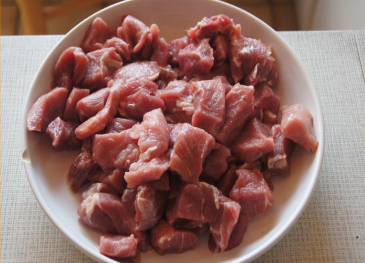 Schweinenackengulasch à la Papa - Rezept - Bild Nr. 592