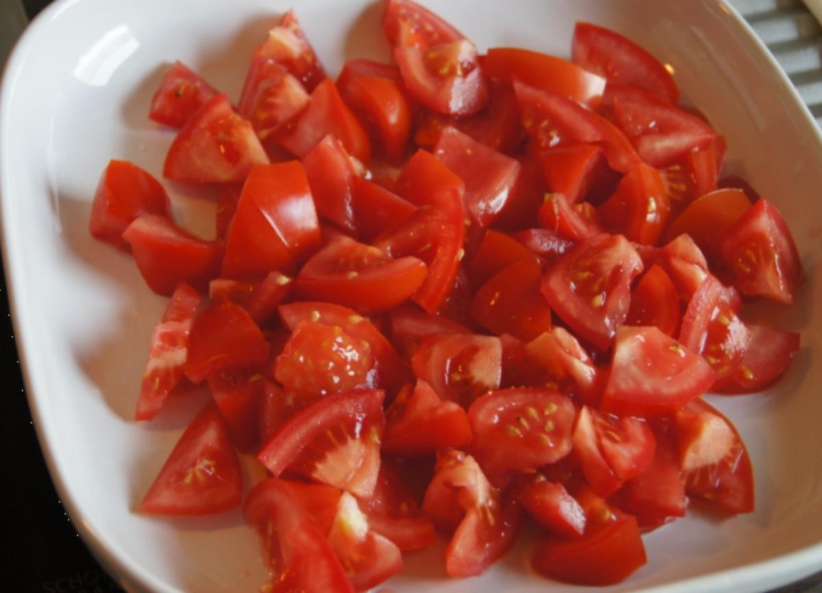 Lachsfilet auf gebratenen Tomatenbett - Rezept - Bild Nr. 598