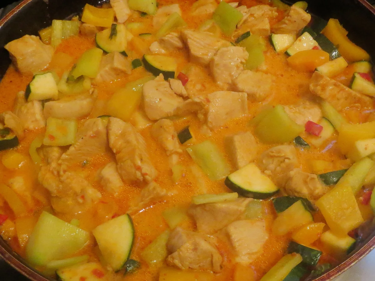 Kochen: Kokos-Hähnchen-Pfanne, fruchtig-scharf - Rezept - Bild Nr. 599