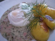 Eier: Verlorene Eier auf Kräutersoße mit Schwenkkartoffeln - Rezept - Bild Nr. 615