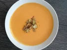 Rezept: Süßkartoffel-Suppe mit Kokosmilch, getoppt mit einer Limetten-Koriander-Gremolata Bild Nr. 618 Süßkartoffel-Suppe mit Kokosmilch, getoppt mit einer Limetten-Koriander-Gremolata - Rezept - Bild Nr. 618