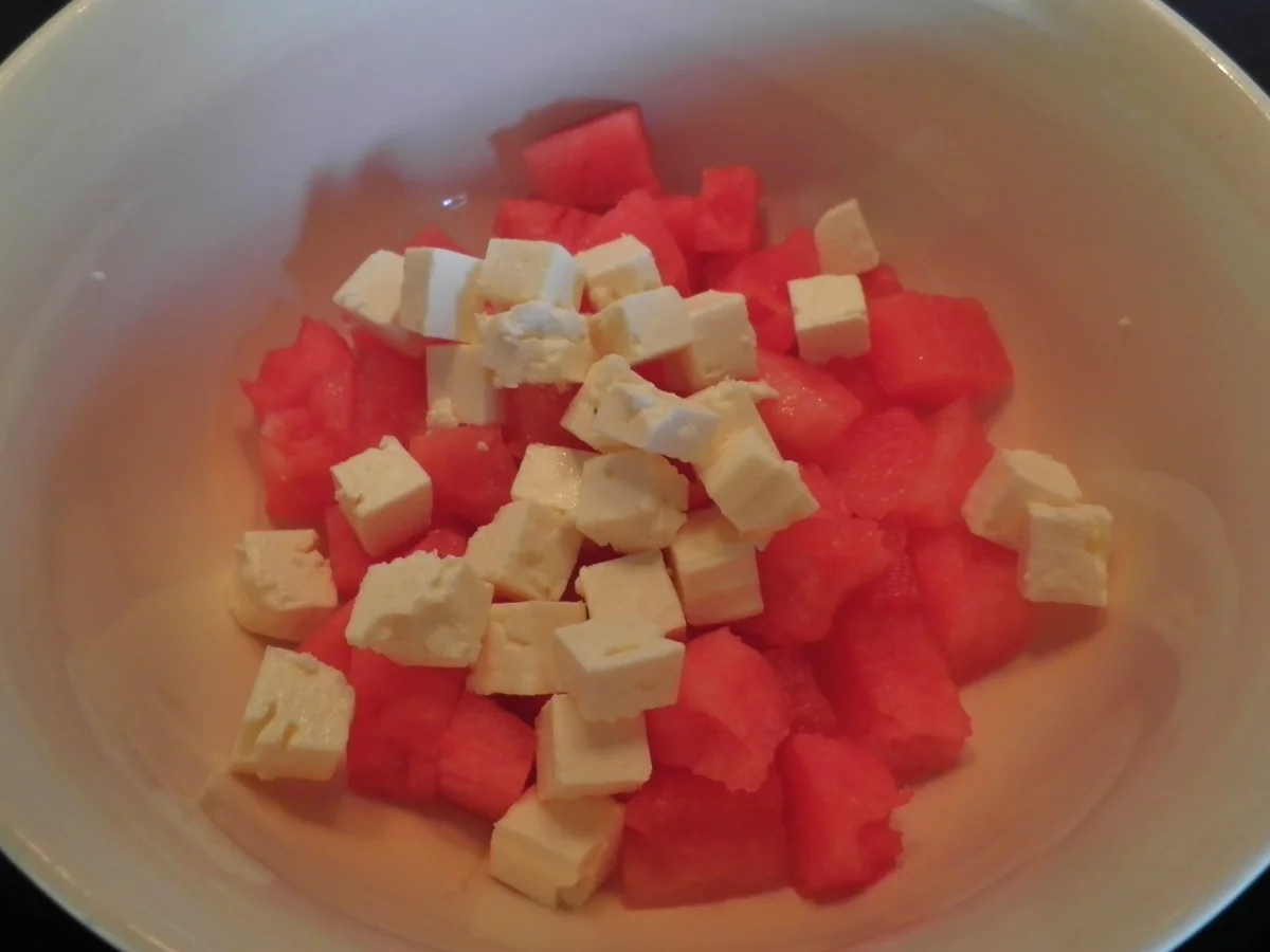 Wassermelone und Schafskäse ... - Rezept - Bild Nr. 620