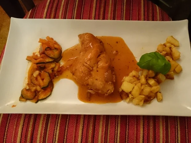 Rezept: Conill amb Patates Braves i Vendures Rostides Bild Nr. 616 Conill amb Patates Braves i Vendures Rostides - Rezept - Bild Nr. 616