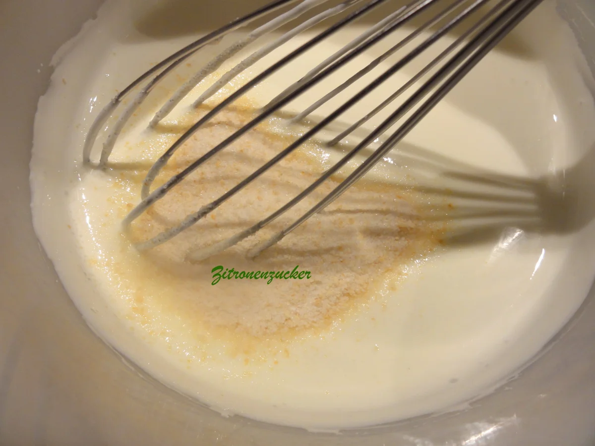 kalte Kuchen:   SAURE - SAHNE - TORTE - Rezept - Bild Nr. 618