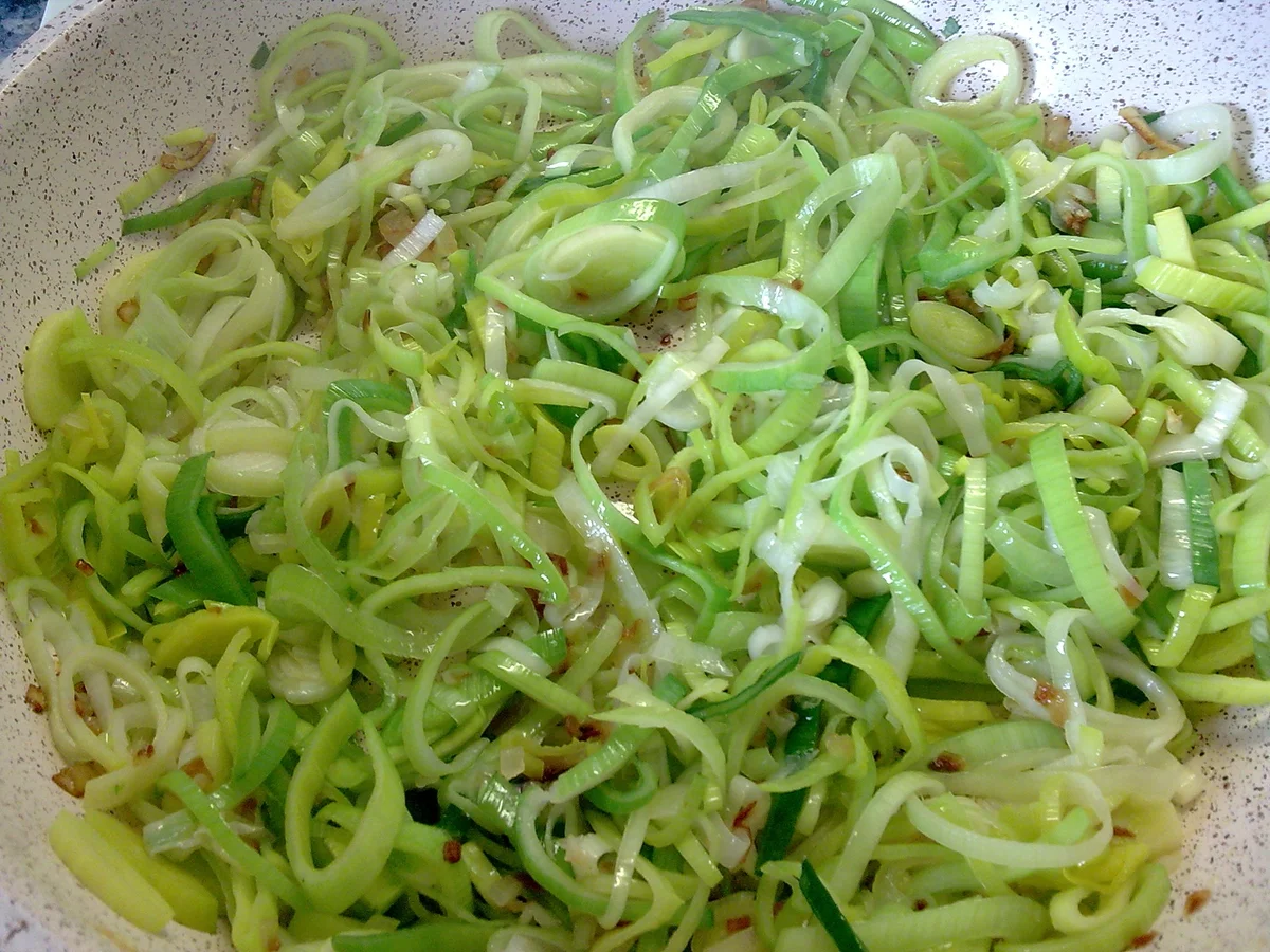 Kuchen herzhaft - Lauch-Käse-Quiche - Rezept - Bild Nr. 669