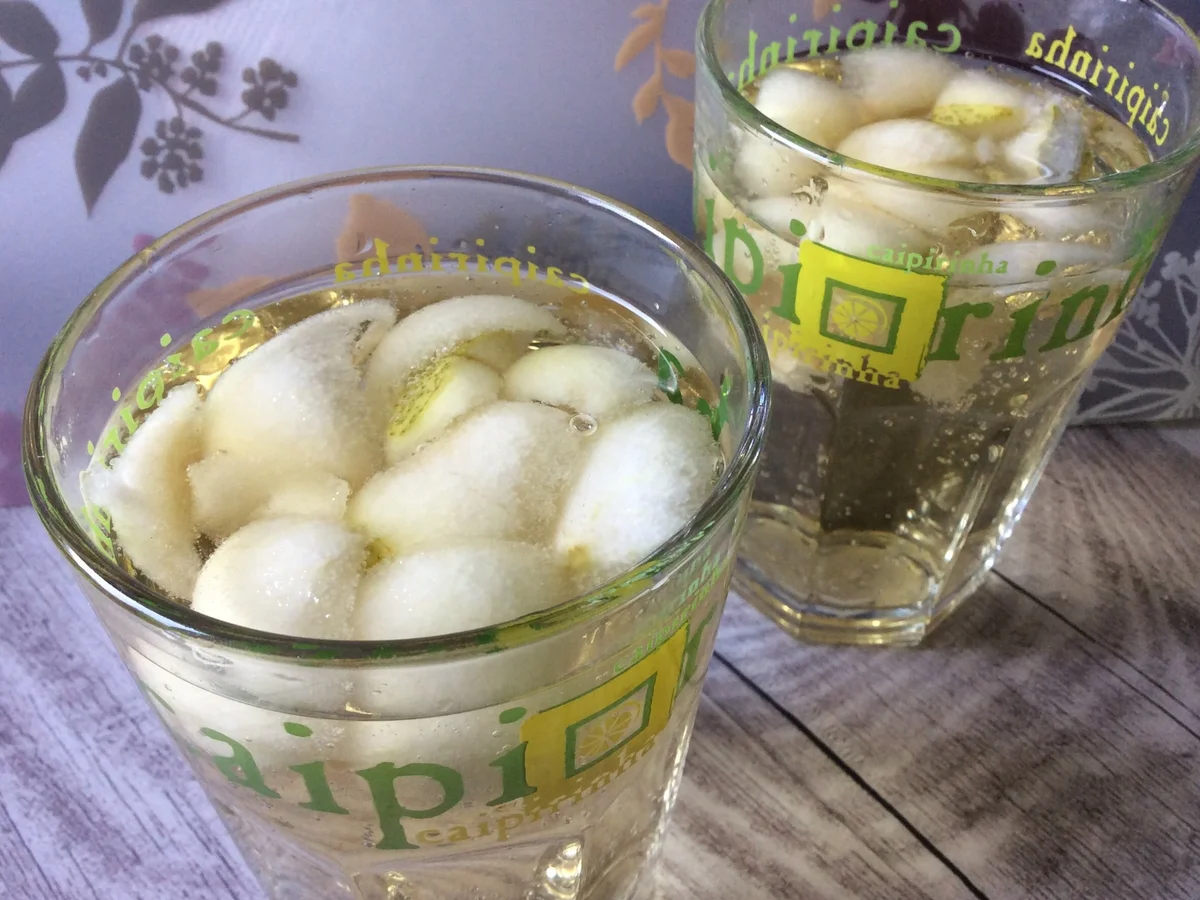 Rezept: Birnenbowle Bild Nr. 684 Birnenbowle - Rezept - Bild Nr. 684