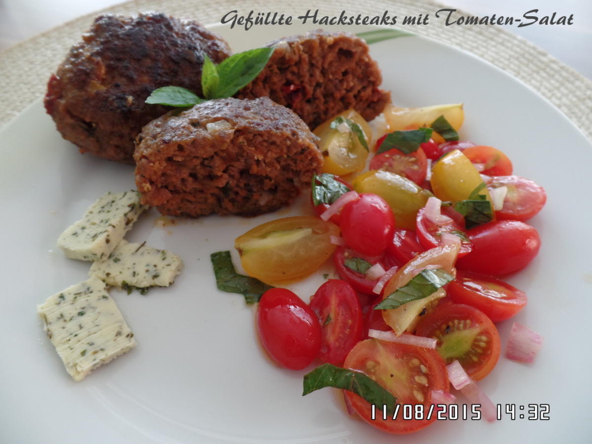 Bilder für Gefüllte Hacksteaks mit Tomaten-Salat - Rezept