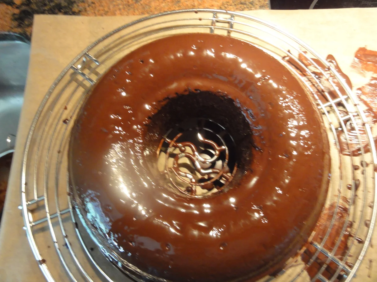 Rührteig:   SCHOKORASPEL - KRANZKUCHEN - Rezept - Bild Nr. 736