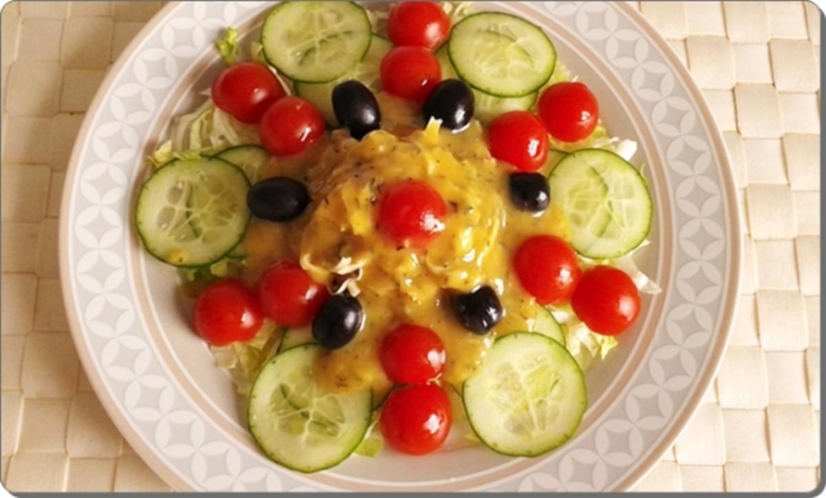 Eisbergsalat mit Thunfisch, Tomaten,  Gurken  und …. - Rezept - Bild Nr. 750