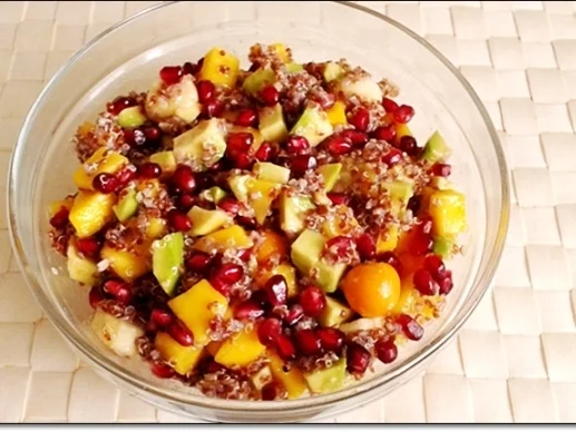Raffinierter fruchtiger Obstsalat mit Rote Quinoa - Rezept - Bild Nr. 757