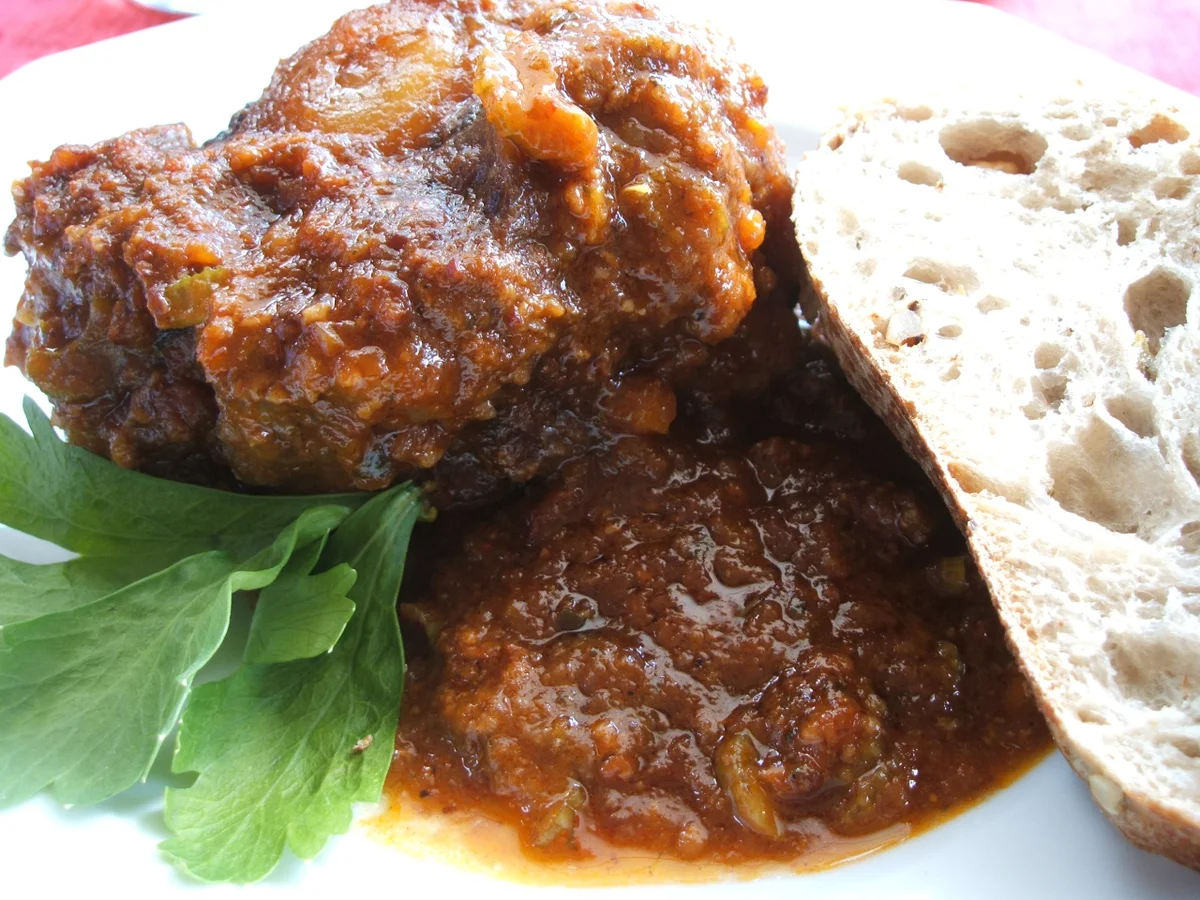 Rezept: Fleisch: Coda Di Bue Brasato (altes Rezept aus dem Latium) Bild Nr. 753 Fleisch: Coda Di Bue Brasato (altes Rezept aus dem Latium) - Rezept - Bild Nr. 753