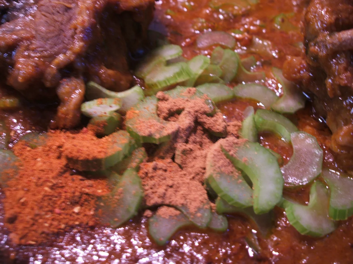 Rezept: Fleisch: Coda Di Bue Brasato (altes Rezept aus dem Latium) Bild Nr. 763 Fleisch: Coda Di Bue Brasato (altes Rezept aus dem Latium) - Rezept - Bild Nr. 763