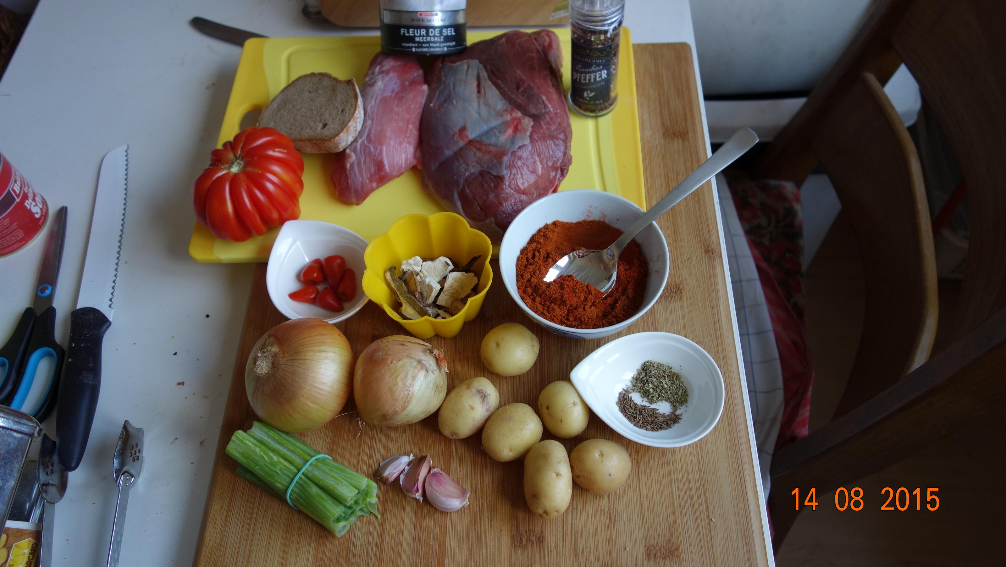 Bilder für Rindsgulasch von der Wade Rezept