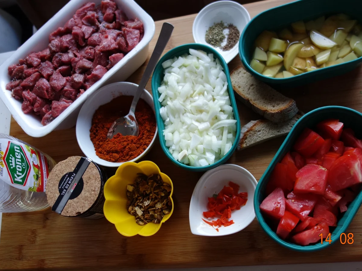 Rezept: Rindsgulasch von der Wade Bild Nr. 793 Rindsgulasch von der Wade - Rezept - Bild Nr. 793