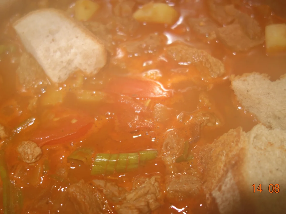 Rezept: Rindsgulasch von der Wade Bild Nr. 795 Rindsgulasch von der Wade - Rezept - Bild Nr. 795