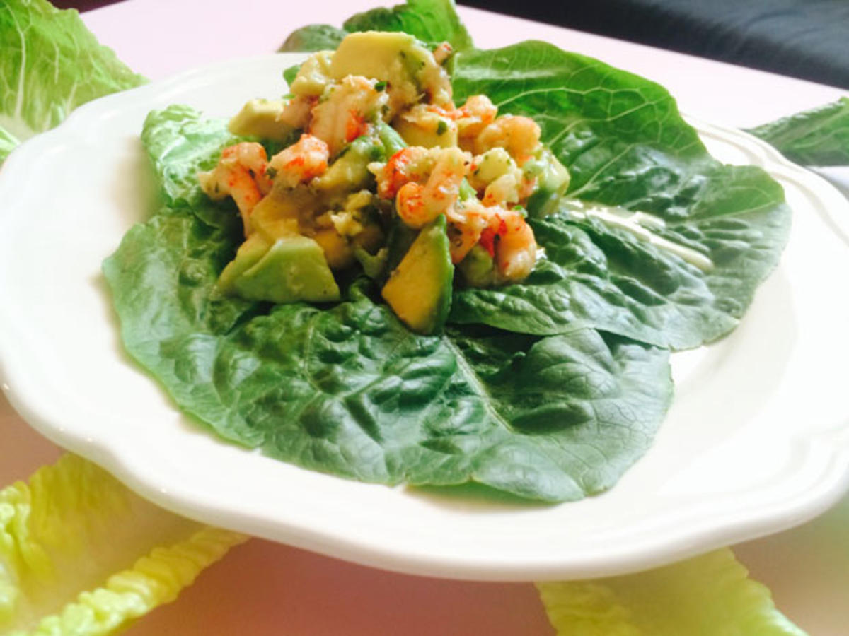 Bilder für Flusskrebs-Avocado-Salat mit Gurkendressing - Rezept