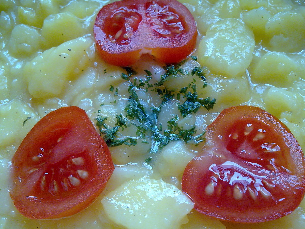 Salat - Kartoffelsalat mal anderst zubereitet, angerichtet - Rezept - Bild Nr. 843
