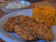 Hähnchen-Curry-Schnitzel mit Süßkartoffelpüree und Gurkensalat - Rezept - Bild Nr. 865