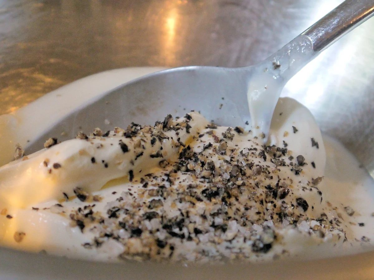 Rezept: Hähnchen-Curry-Schnitzel mit Süßkartoffelpüree und Gurkensalat Bild Nr. 867 Hähnchen-Curry-Schnitzel mit Süßkartoffelpüree und Gurkensalat - Rezept - Bild Nr. 867