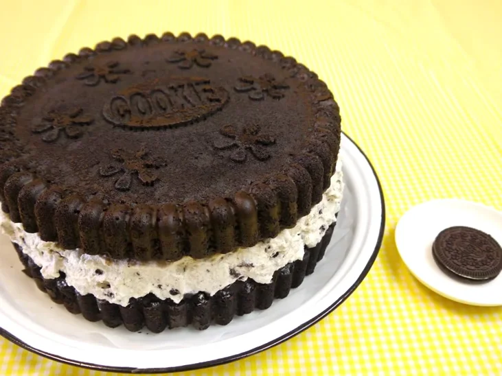 Oreo-Kuchen 'Giant Oreo Cake' - Rezept - Bild Nr. 866